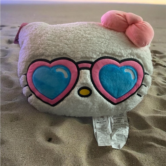 Hello Kitty Accessories - Hello Kitty